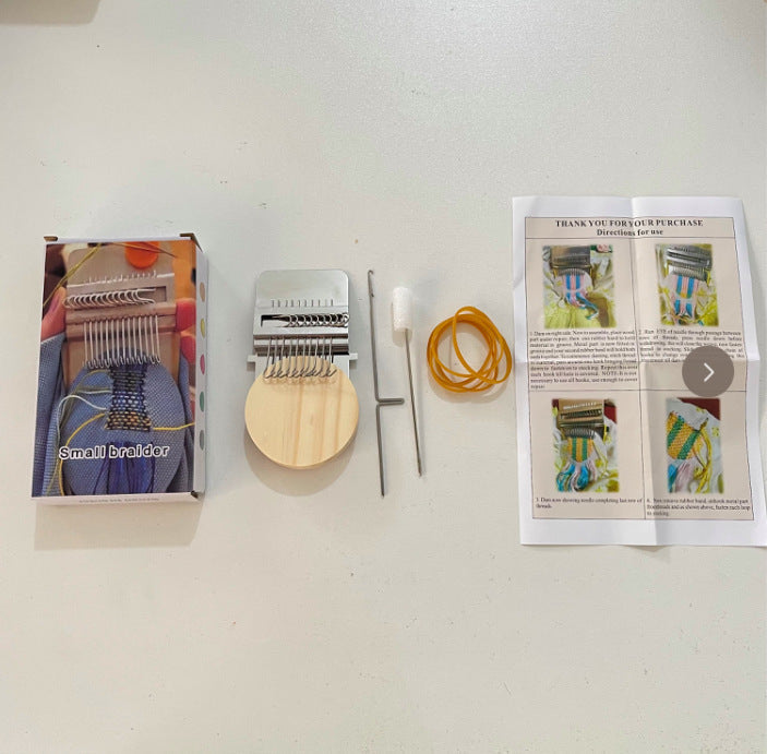 🧵 Portable weaving loom – manual control, wood & steel build
