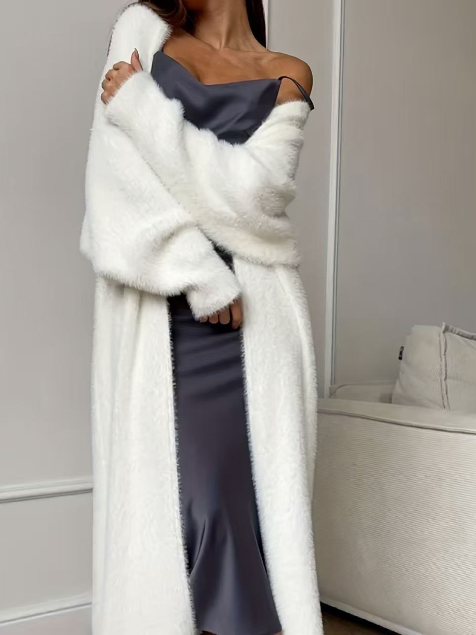 🌸Women's Faux Mink Fleece Long Cardigan Sweater Fluffy Oversized Knit Coat for Autumn and Winter